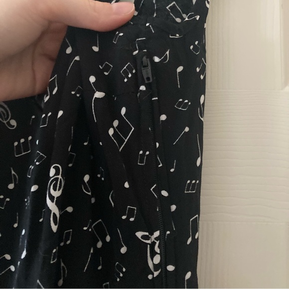 Hot Topic Musical Notes Dress - Picture 5 of 6